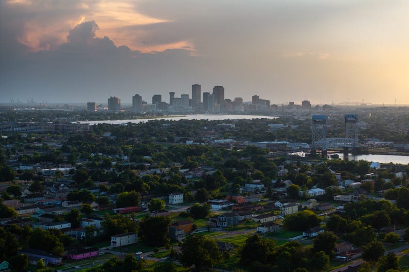 city of New Orleans skyline