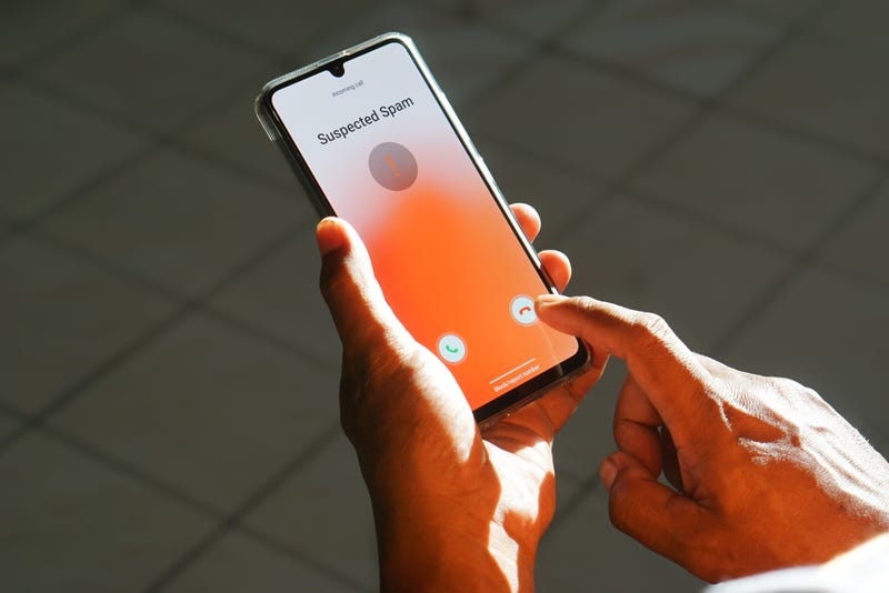 Cell phone receiving a spam call