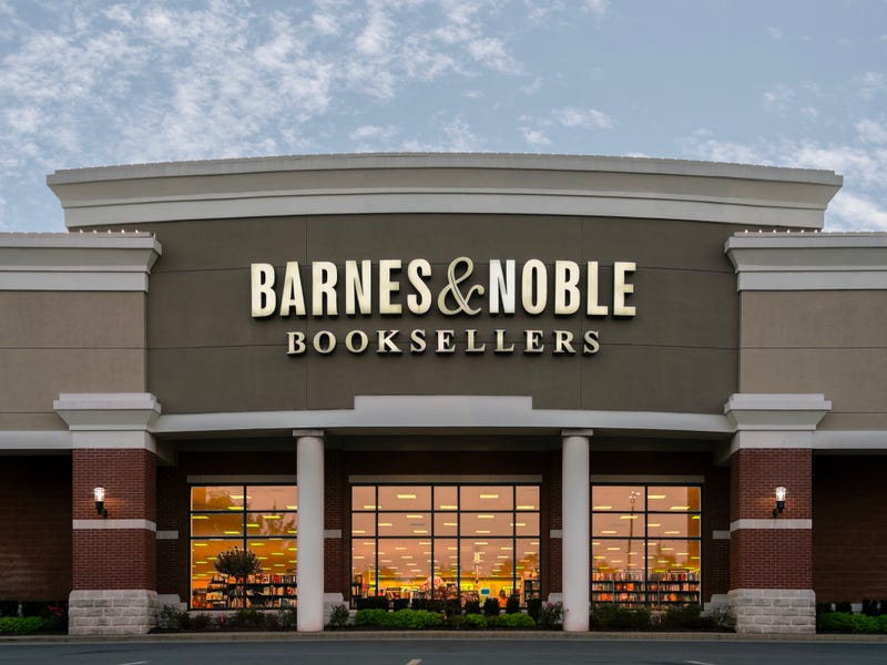 Exterior of a Barnes and Noble bookstore