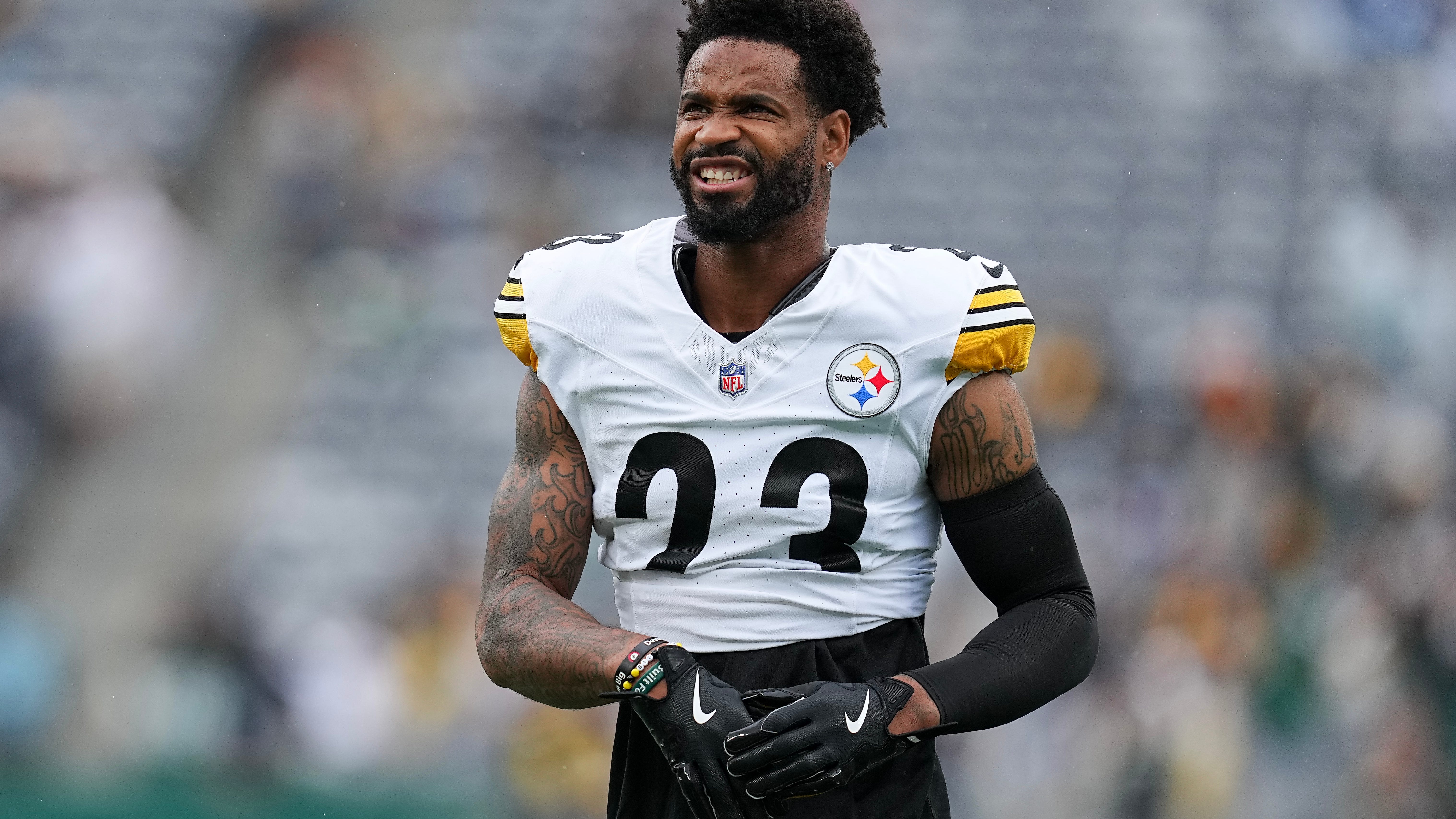 Bills claim Darius Slay off waivers from Steelers