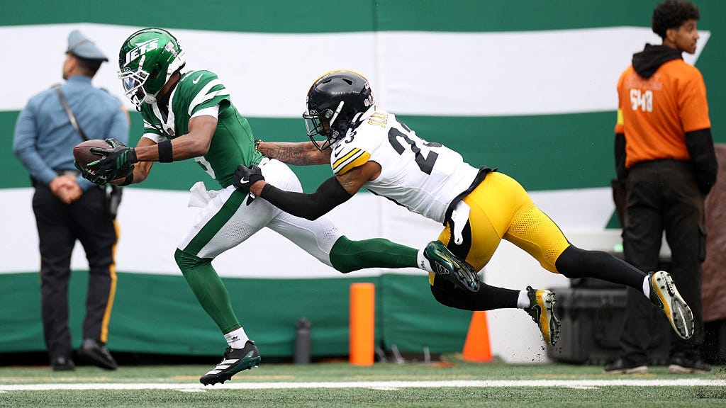 Report: Steelers and Darius Slay 'mutually part ways'