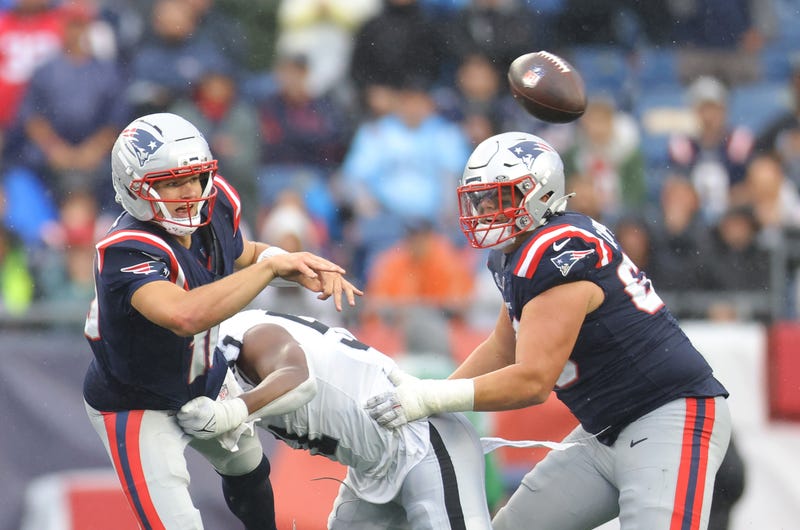 Drake Maye #10 of the New England Patriots throws the ball during the game against the Las Vegas Raiders at Gillette Stadium on September 07, 2025 in Foxborough, Massachusetts.