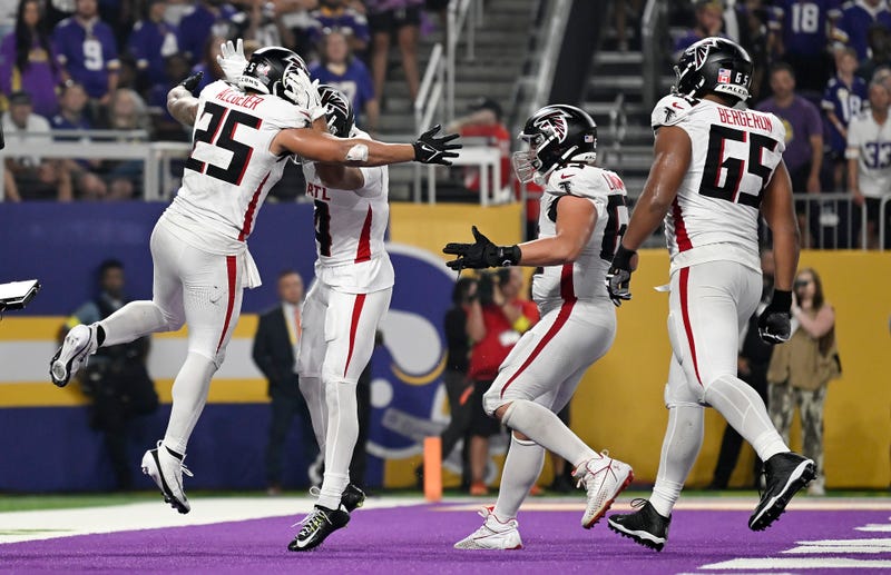 Falcons offensive line's pride played role in Week 2 improvement