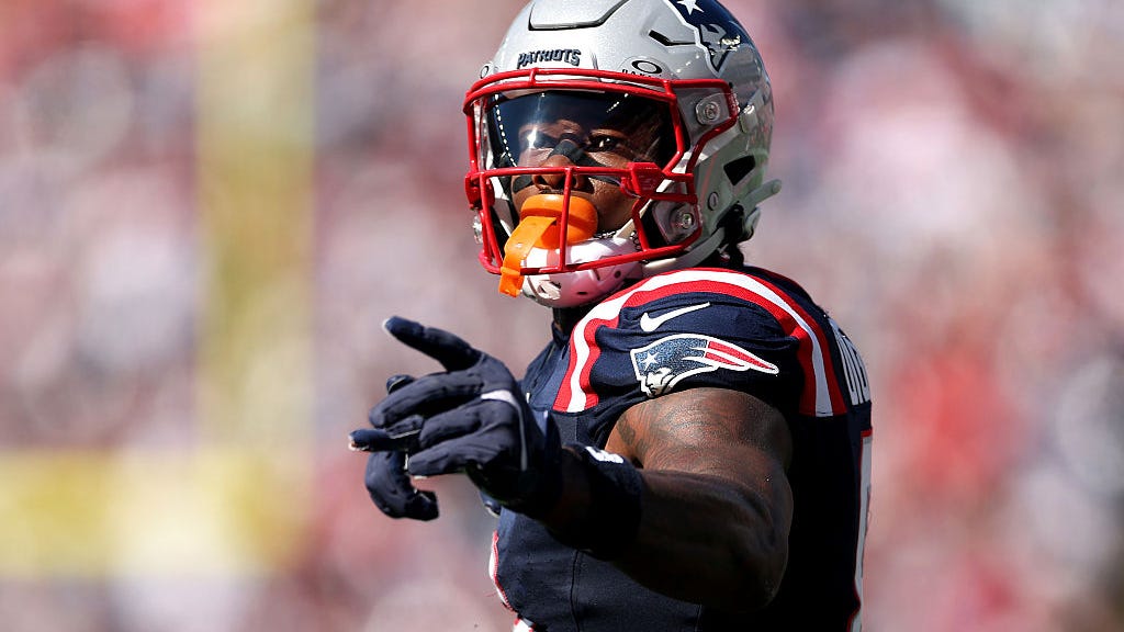 In blowout win over Panthers, Patriots show they’re a serious team