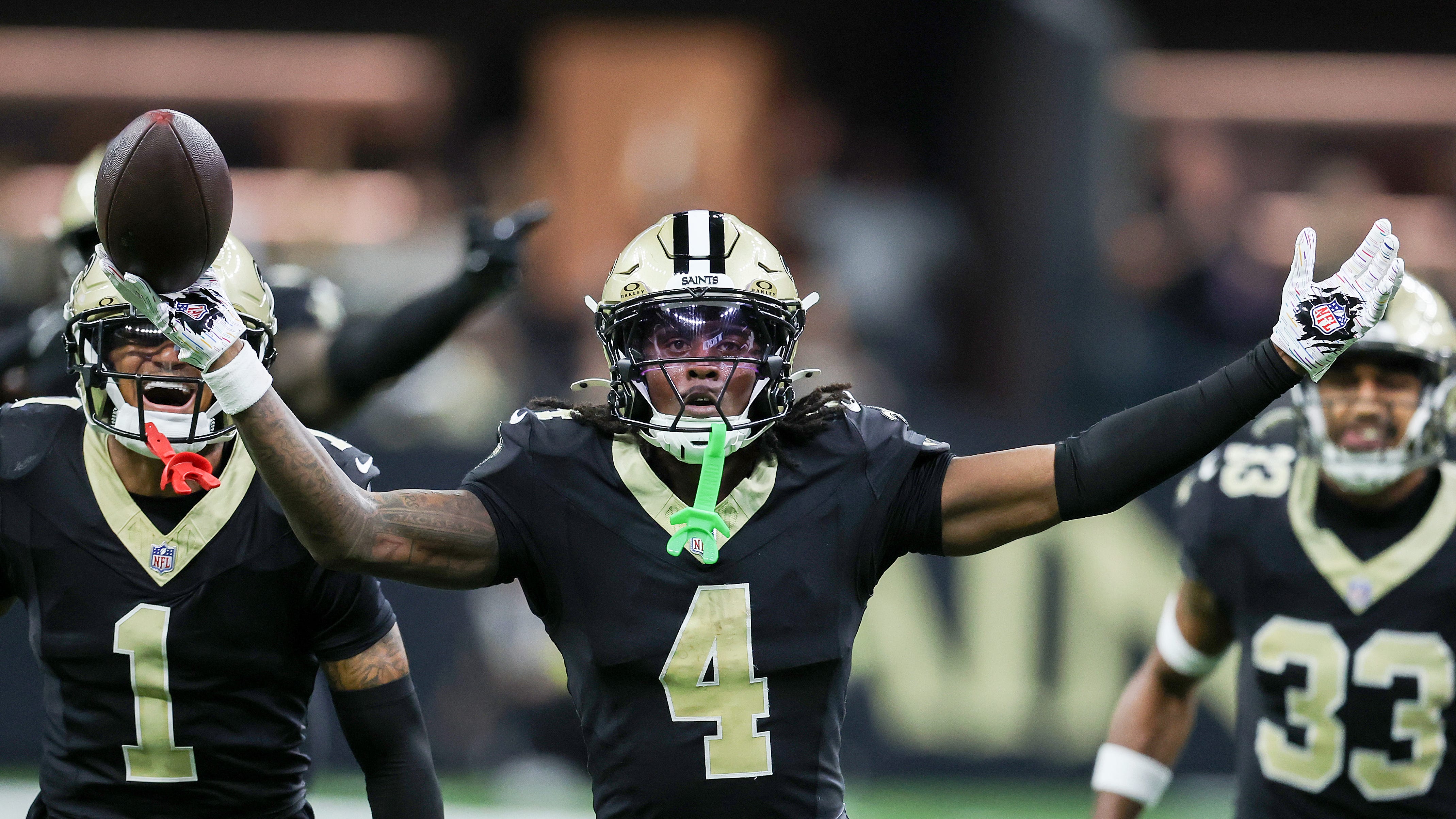 Big plays, 5 takeaways propel Saints over Giants for first win of season