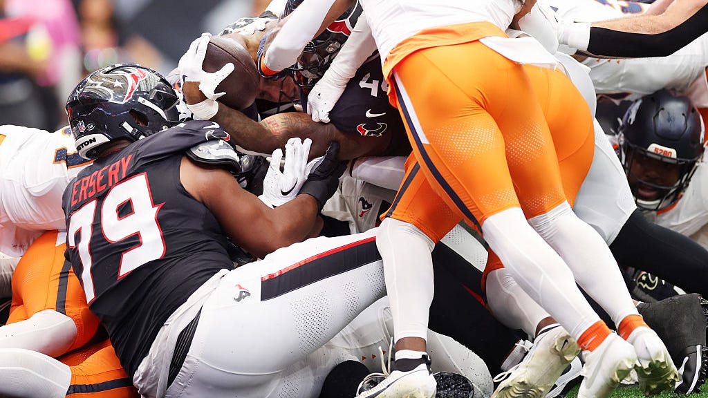 Pendergast: Texans offense is a joke