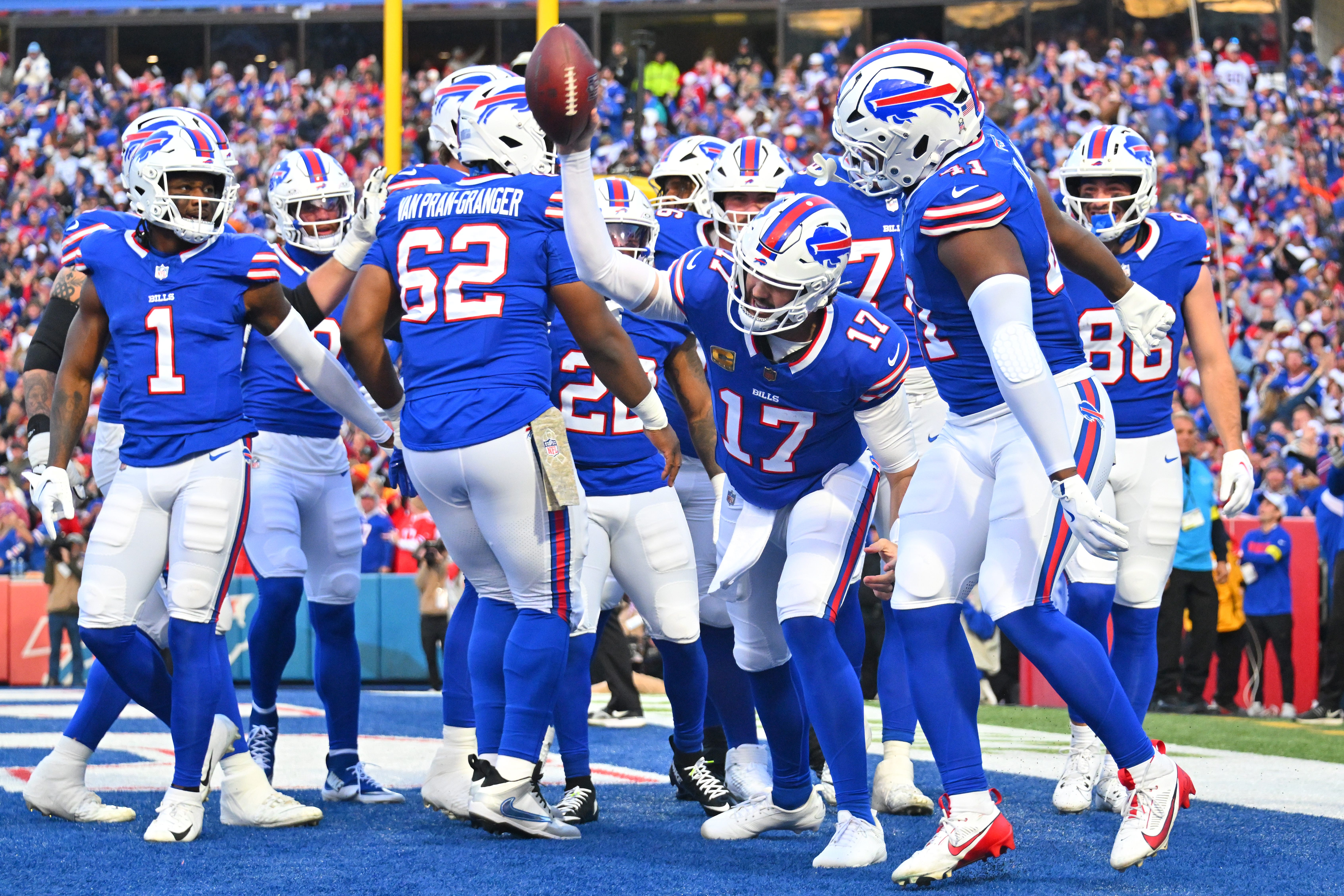 Bills hold off Chiefs to keep pace in AFC