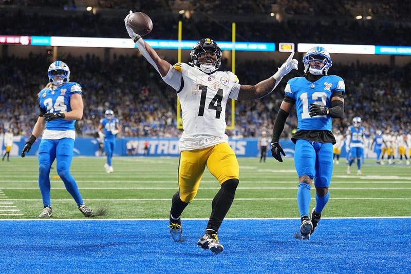 Kenneth Gainwell scores vs Detroit