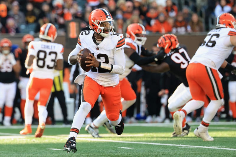Shedeur Sanders #12 of the Cleveland Browns scrambles during the second quarter of the game against the Cincinnati Bengals at Paycor Stadium on January 04, 2026 in Cincinnati, Ohio.
