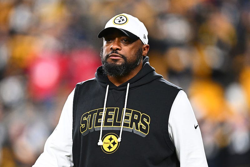 Mike Tomlin on sideline