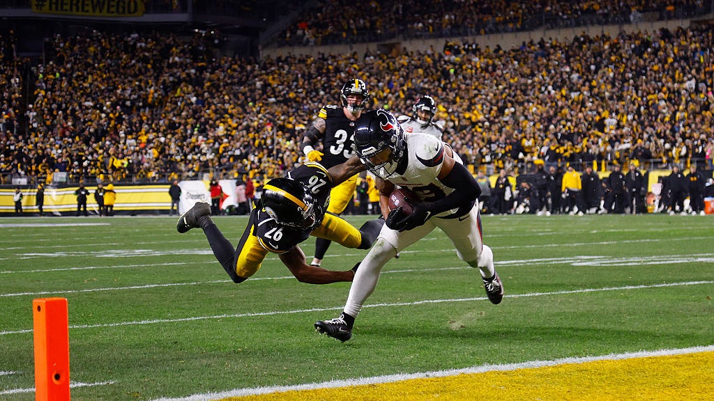 Steelers had chances, but lose 7th straight playoff game