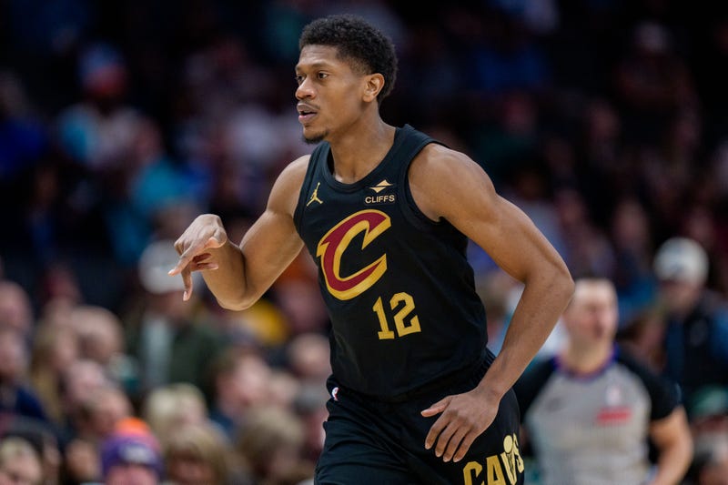 CHARLOTTE, NORTH CAROLINA - JANUARY 21: De'Andre Hunter #12 of the Cleveland Cavaliers reacts in the first half against the Charlotte Hornets during their game at Spectrum Center on January 21, 2026 in Charlotte, North Carolina.