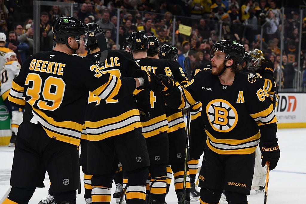 4 takeaways as Bruins overcome crazy travel day for bounce-back win