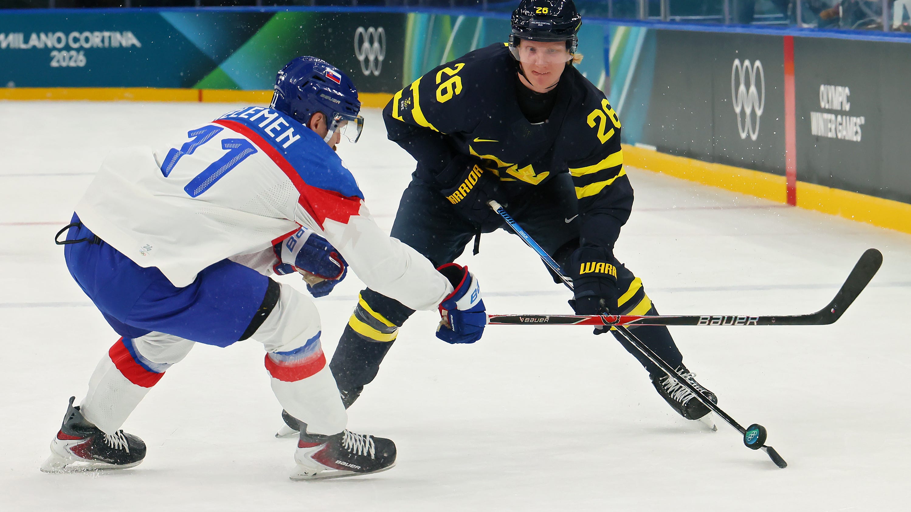 Dahlin helps Sweden get past Slovakia on Saturday