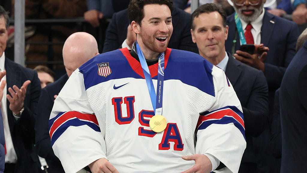 Swayman, McAvoy express regret over reaction to Trump comment about women's team