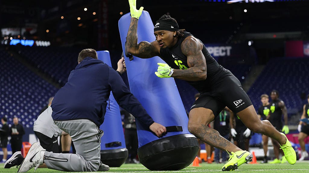 Steelers host Pitt linebacker Kyle Louis for visit