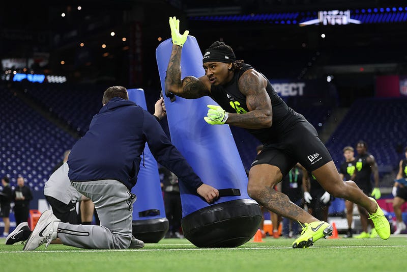 Kyle Louis at NFL Combine