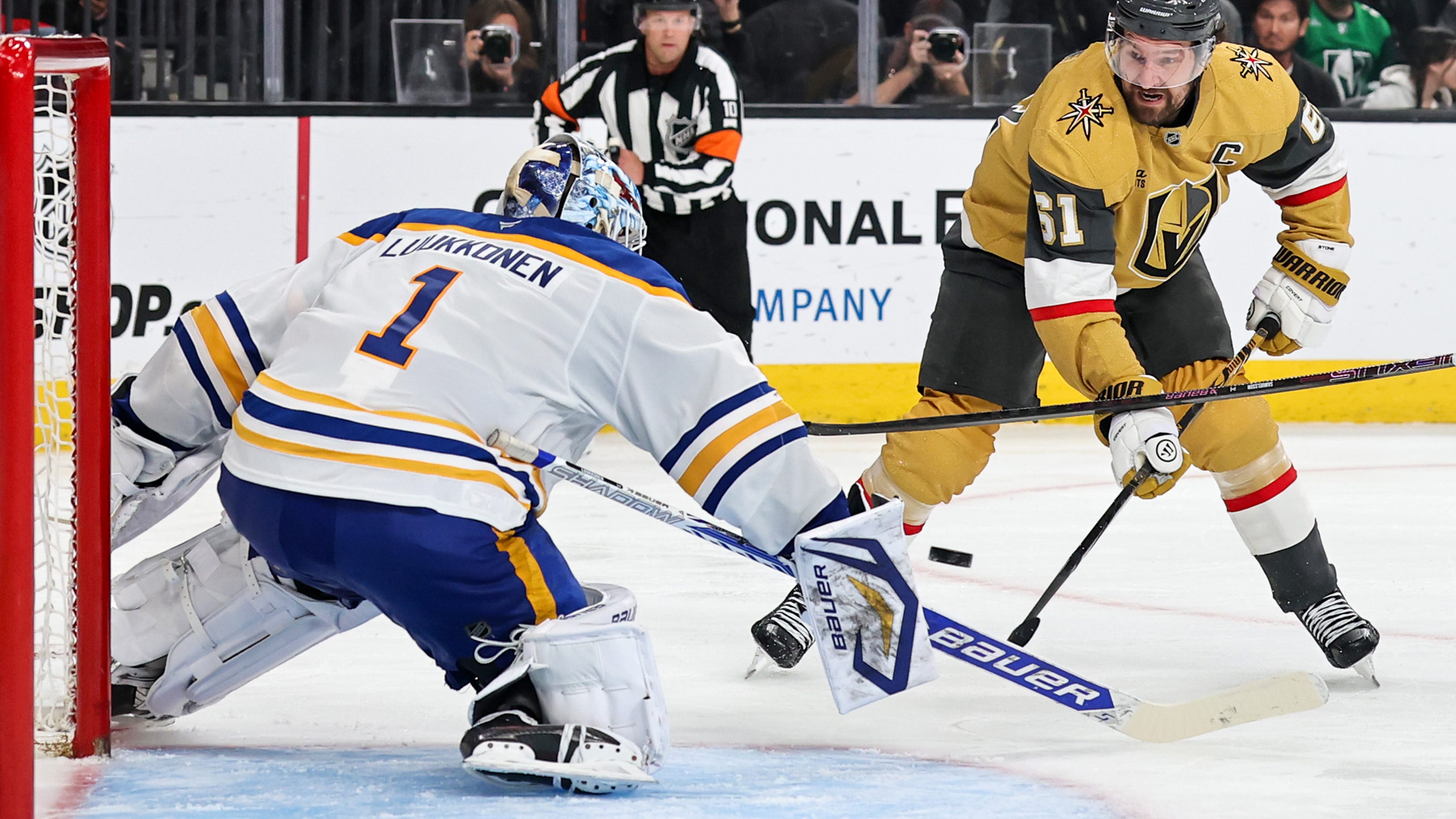 Luukkonen, Sabres blank Golden Knights in Vegas