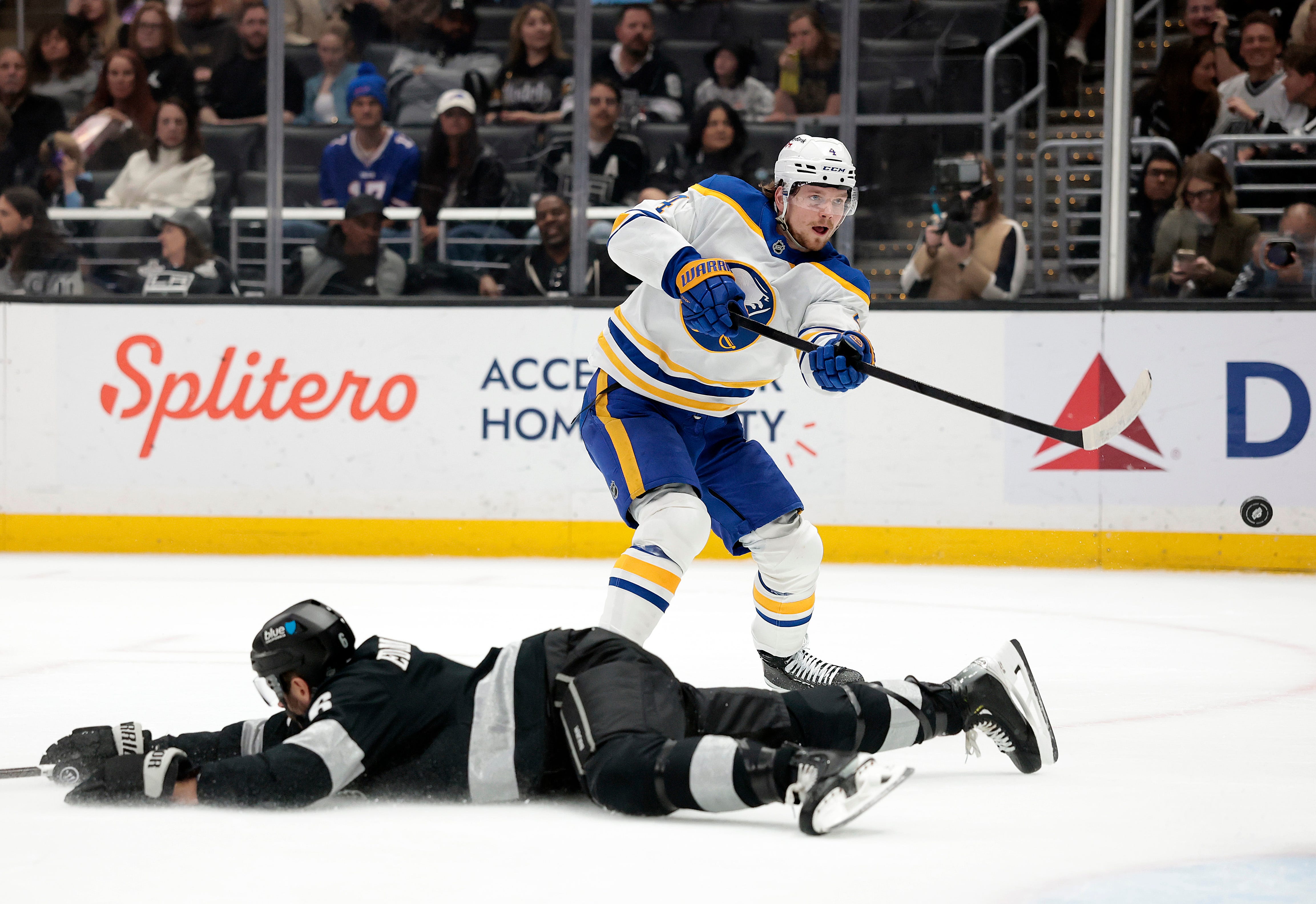 Sabres take it to the Kings for 12th win in 13 games