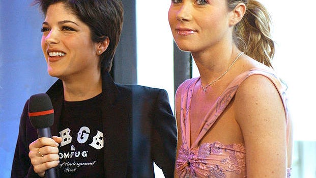 Selma Blair sends heartfelt note to Christina Applegate after MS diagnosis: ‘Loving you always’
