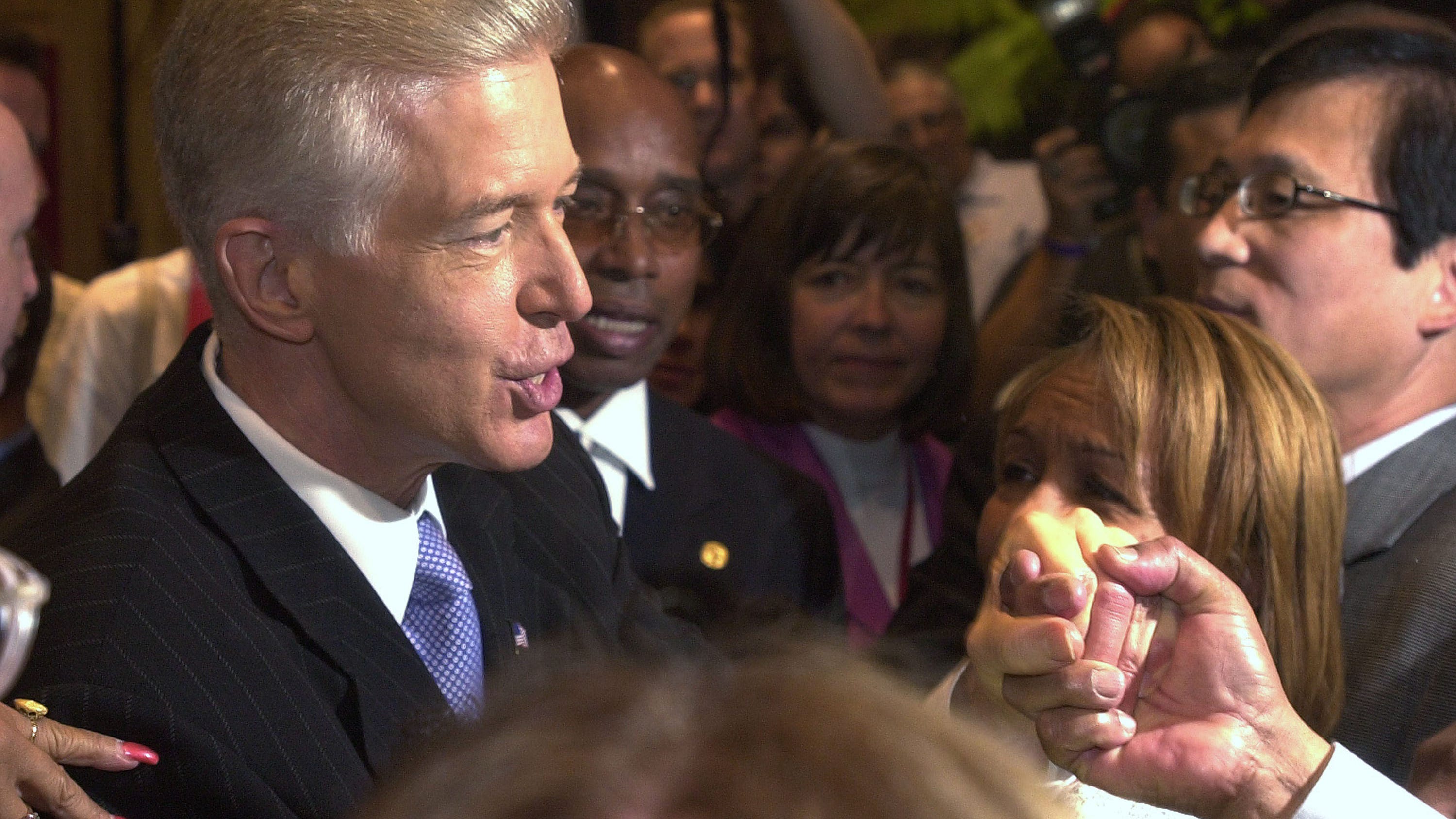 VIDEO: Gray Davis, himself recalled in 2003, thinks California voters should forgive Gov. Newsom