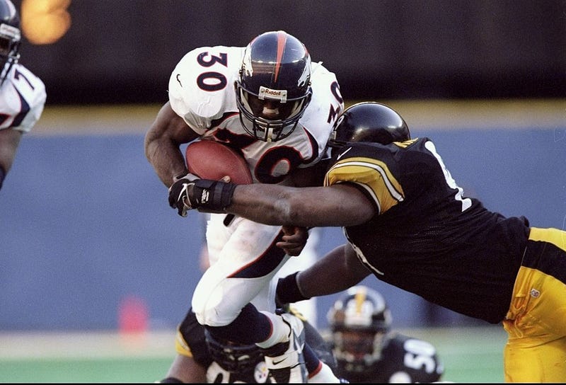 Levon Kirkland making a tackle