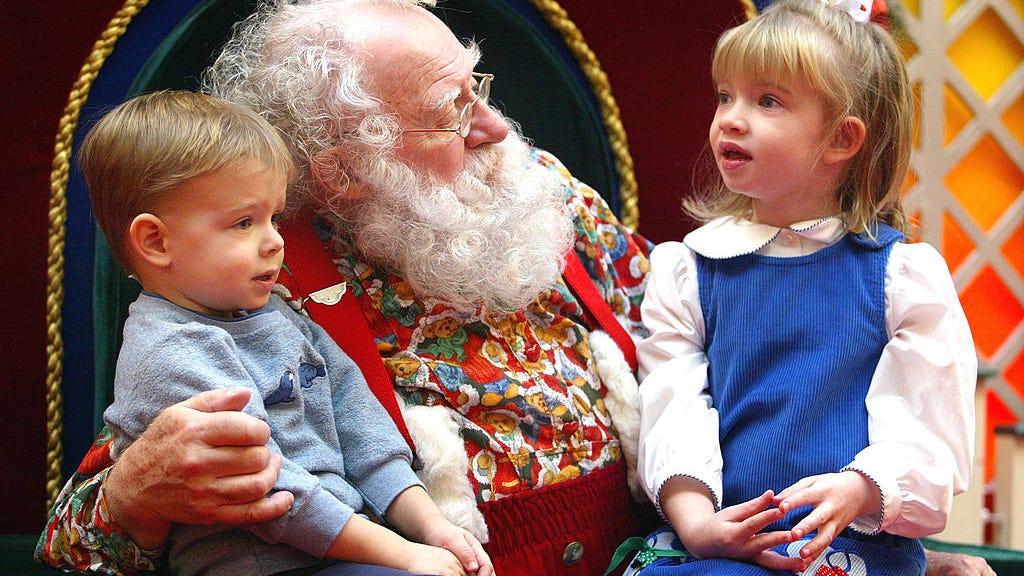 After a year away, Santa returns to the mall