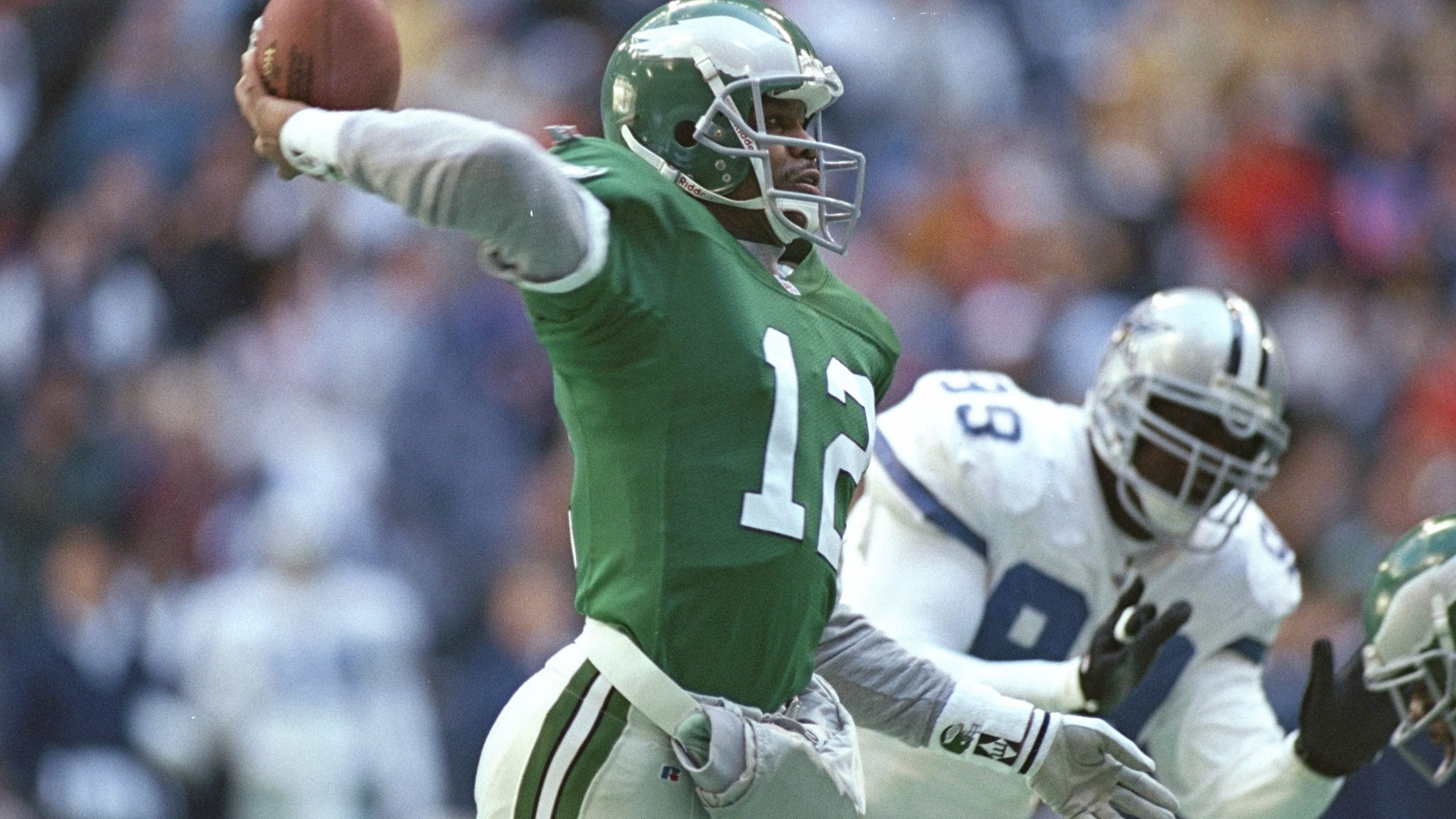 Eagles announce they are bringing back Kelly green uniform