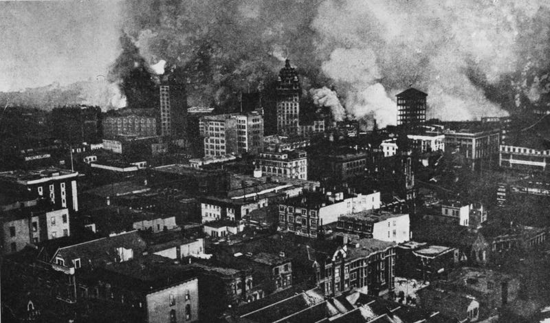 San Francisco on fire in the aftermath of the earthquake of April 18, 1906.
