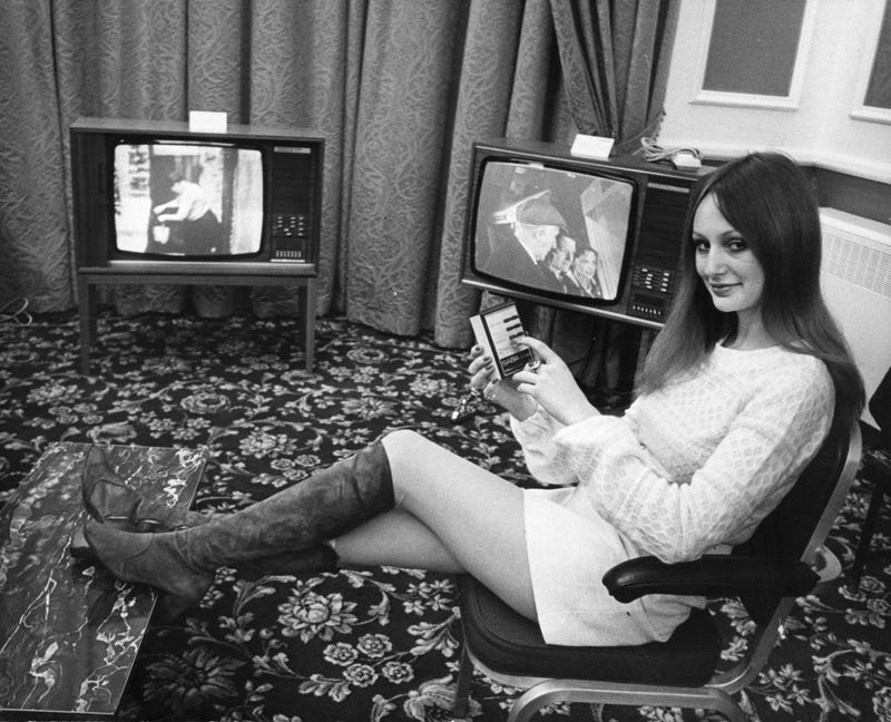 TV SET