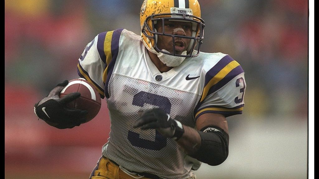 Report: New LSU coach Kelly to retain Faulk, Raymond on staff