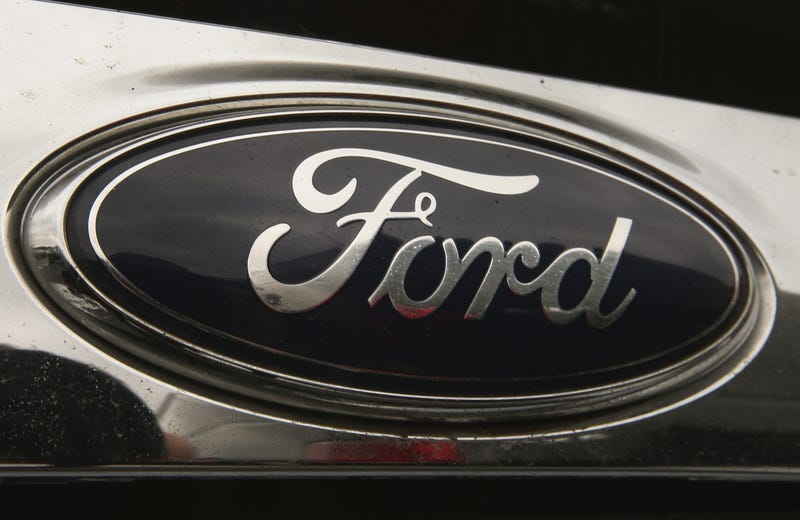 A door issue discovered in Ford Escape SUVs has caused U.S. auto safety administrators to open an investigation into nearly 350,000 vehicles.