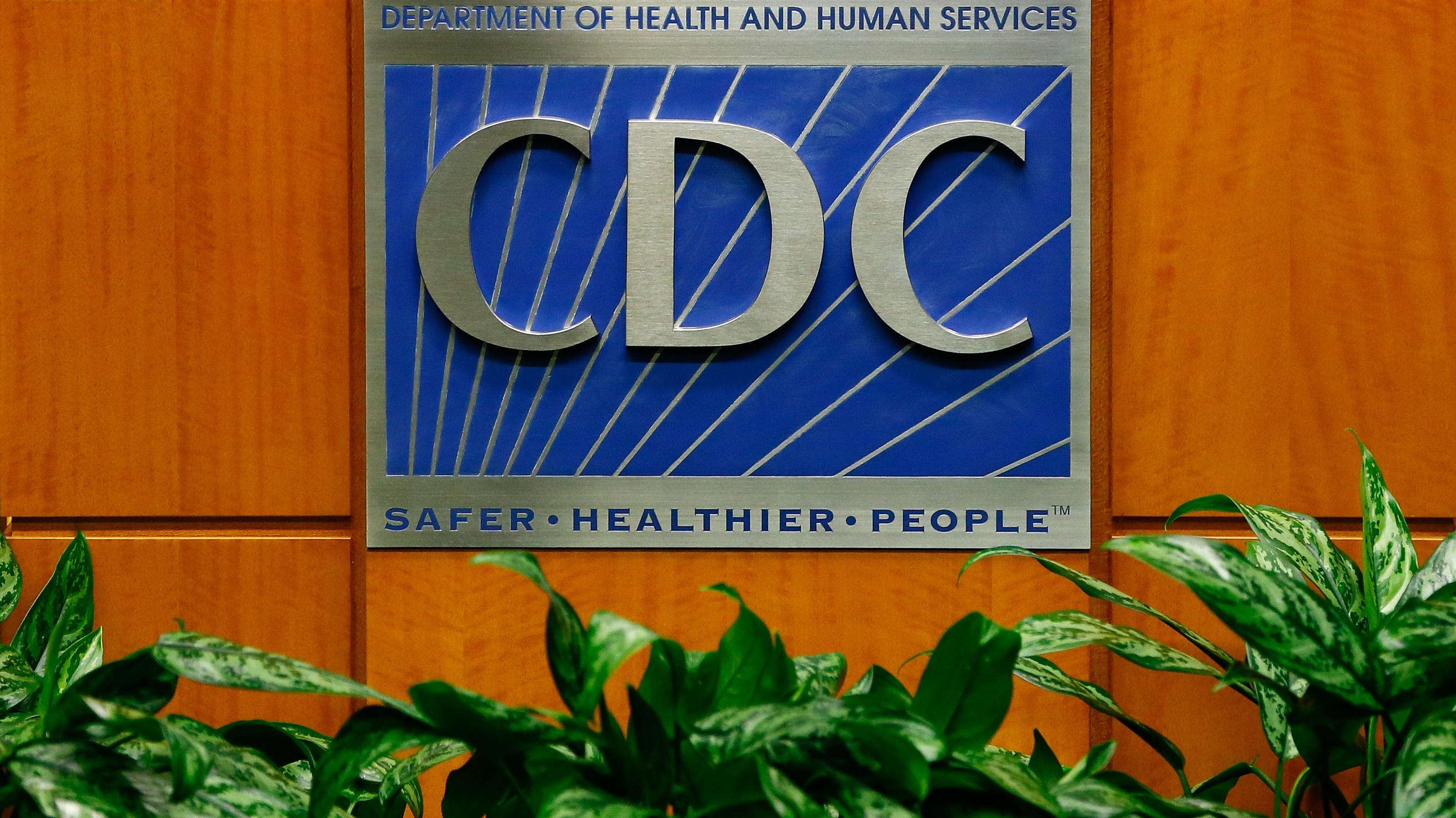 CDC follows FDA in tweaking COVID-19 vaccine policy