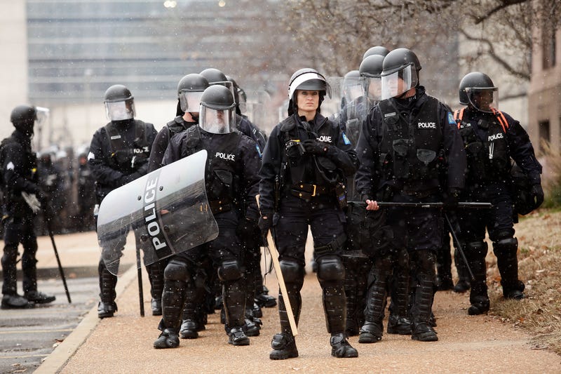 st. louis police in riot gear