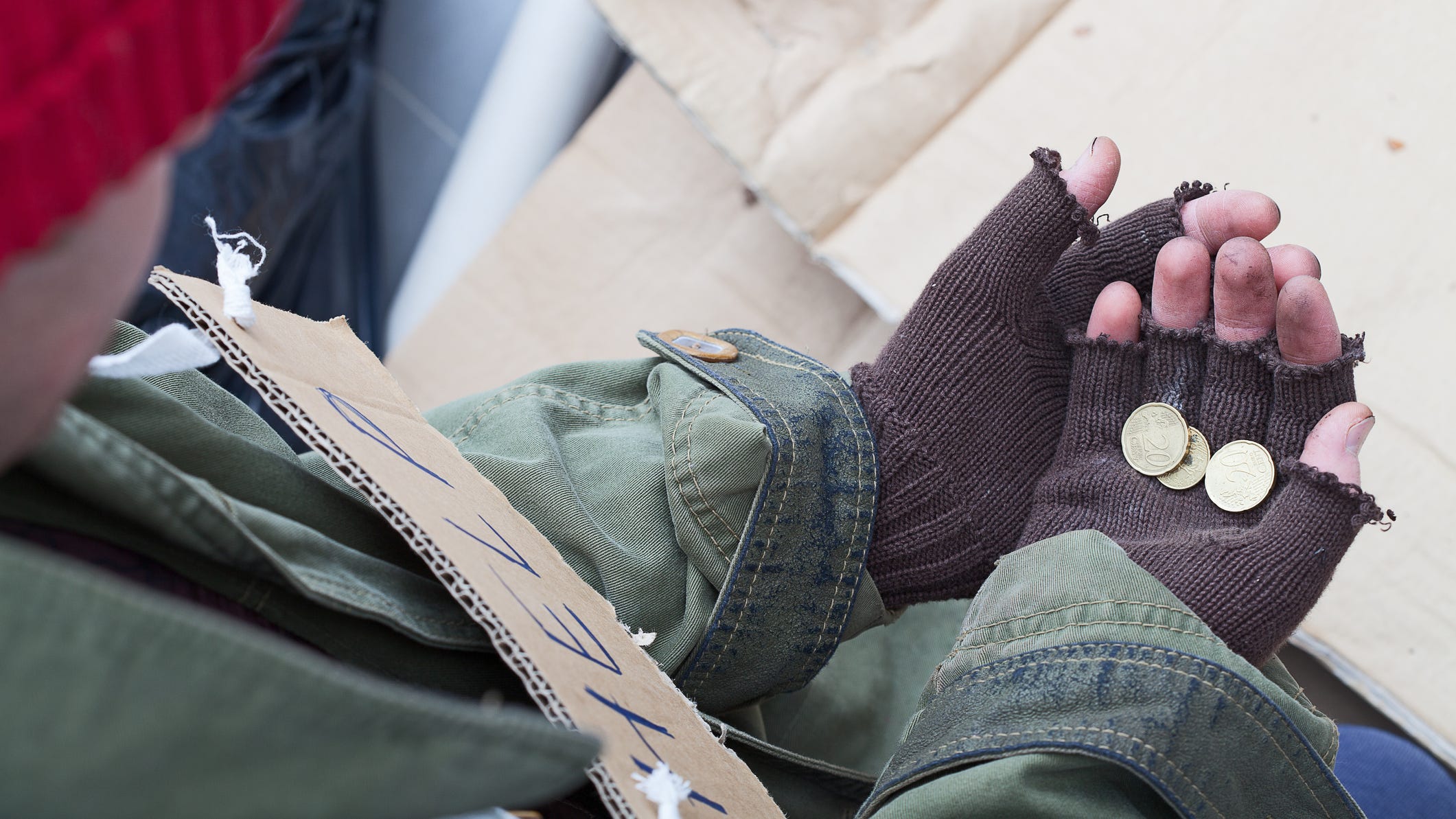 Homeless man wins $150K in St. Louis County begging lawsuit
