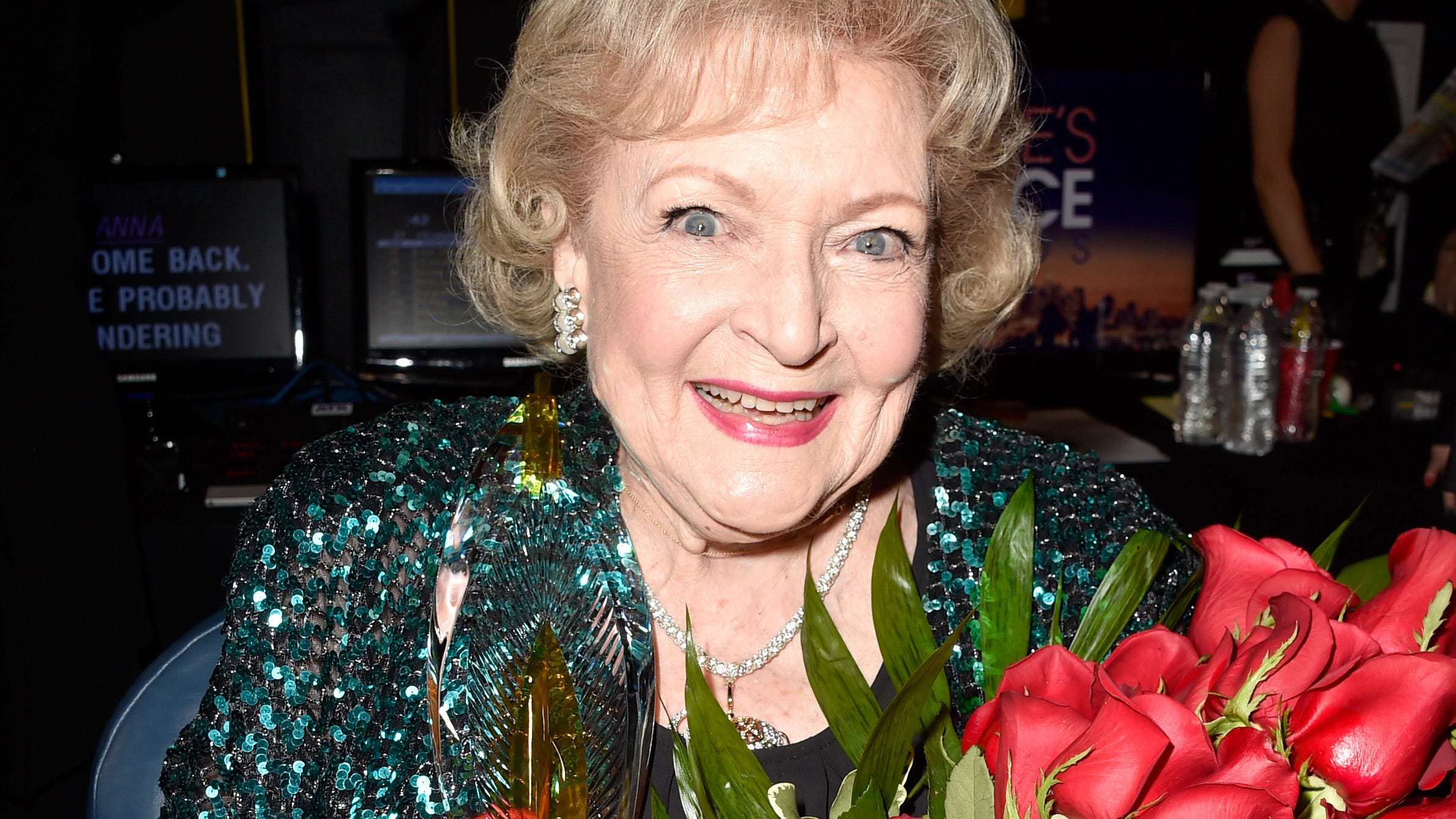 Celebs react to Betty White's death: 'We have lost one of the best humans ever'