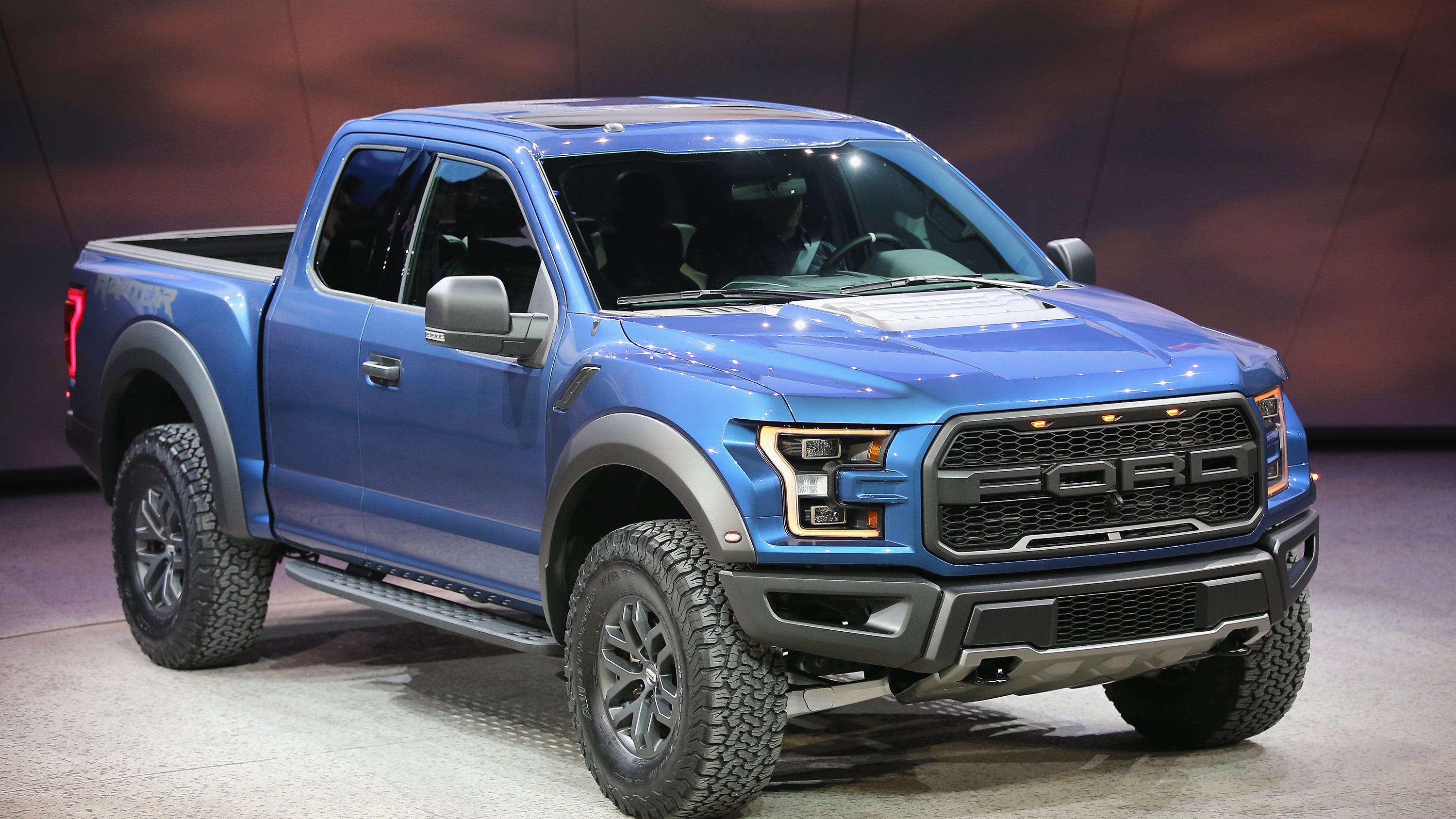 Auto thieves steal $1M worth of new F-150 Raptors from Ford assembly plant in Dearborn