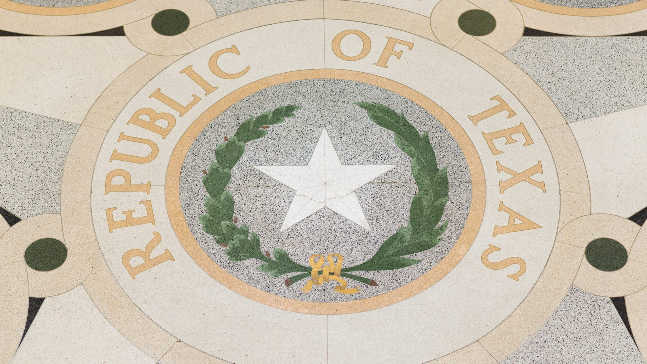 Texans react to Supreme Court ruling to overturn Roe v. Wade