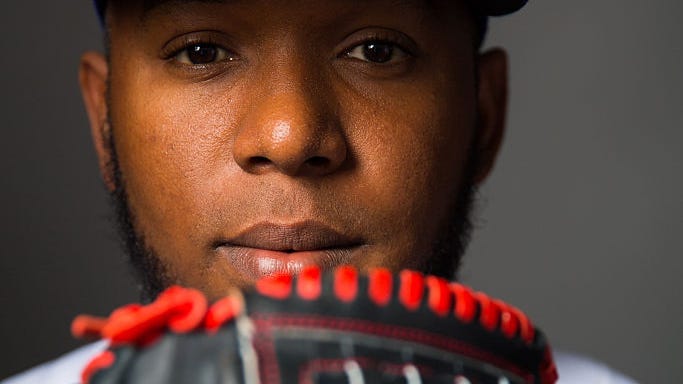 Phillies' Neftali Feliz gives up grand slam, blows save in first outing since 2017