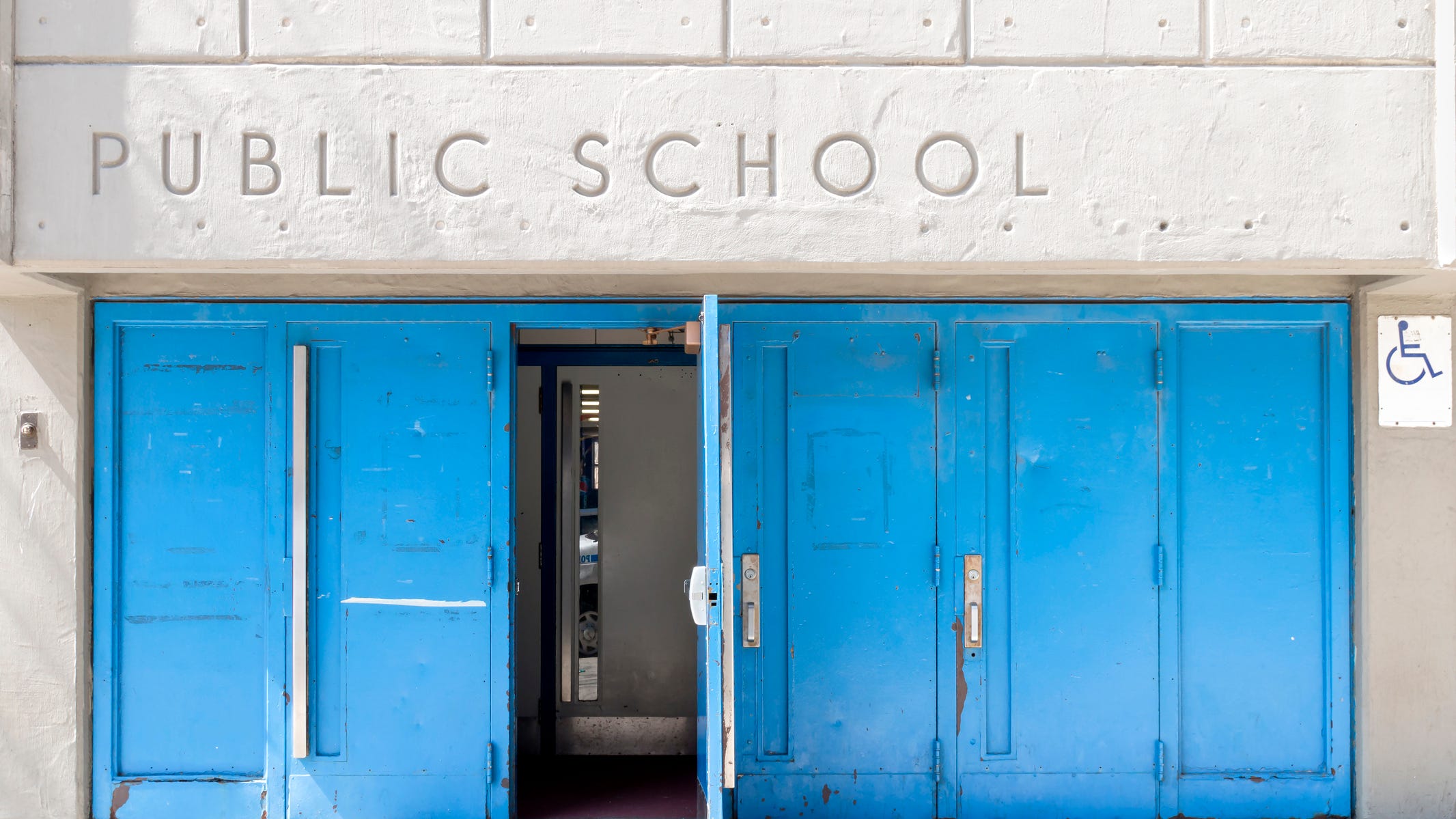 Some NYC teachers say they're pressured to work while COVID positive amid staff shortage