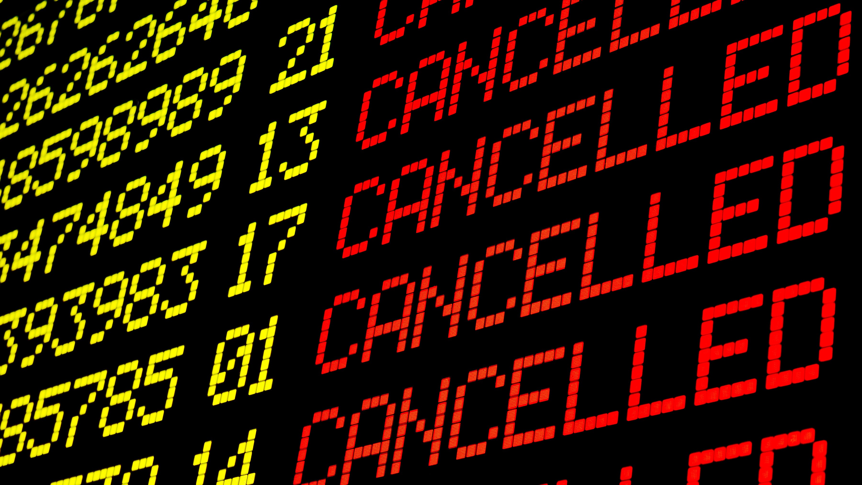 Specter of recession dampens hopes that travel industry would come roaring back