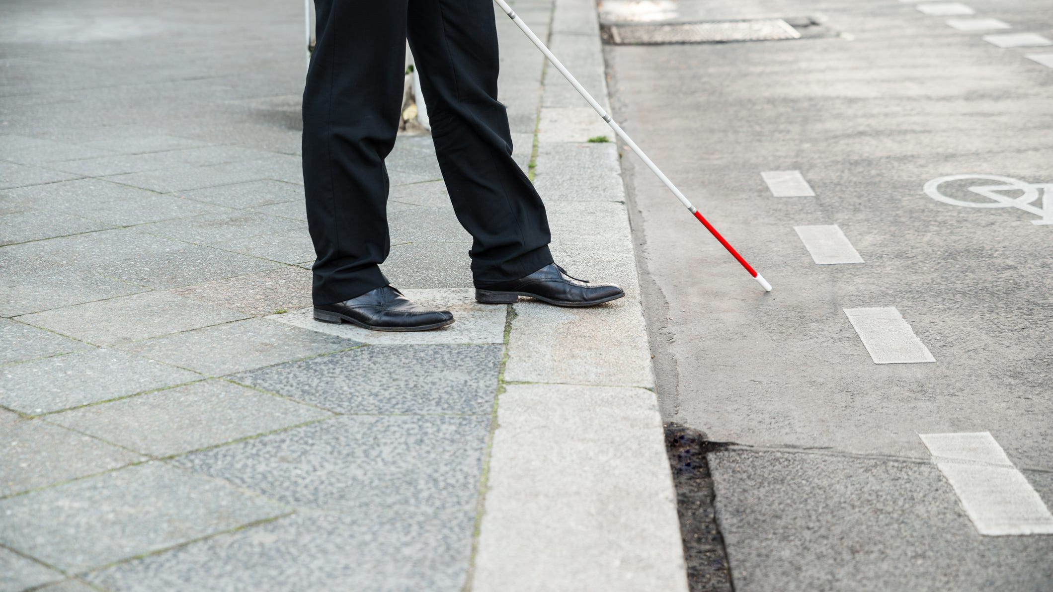 Deputies face suspension for arresting legally-blind man whose walking stick they thought was a gun