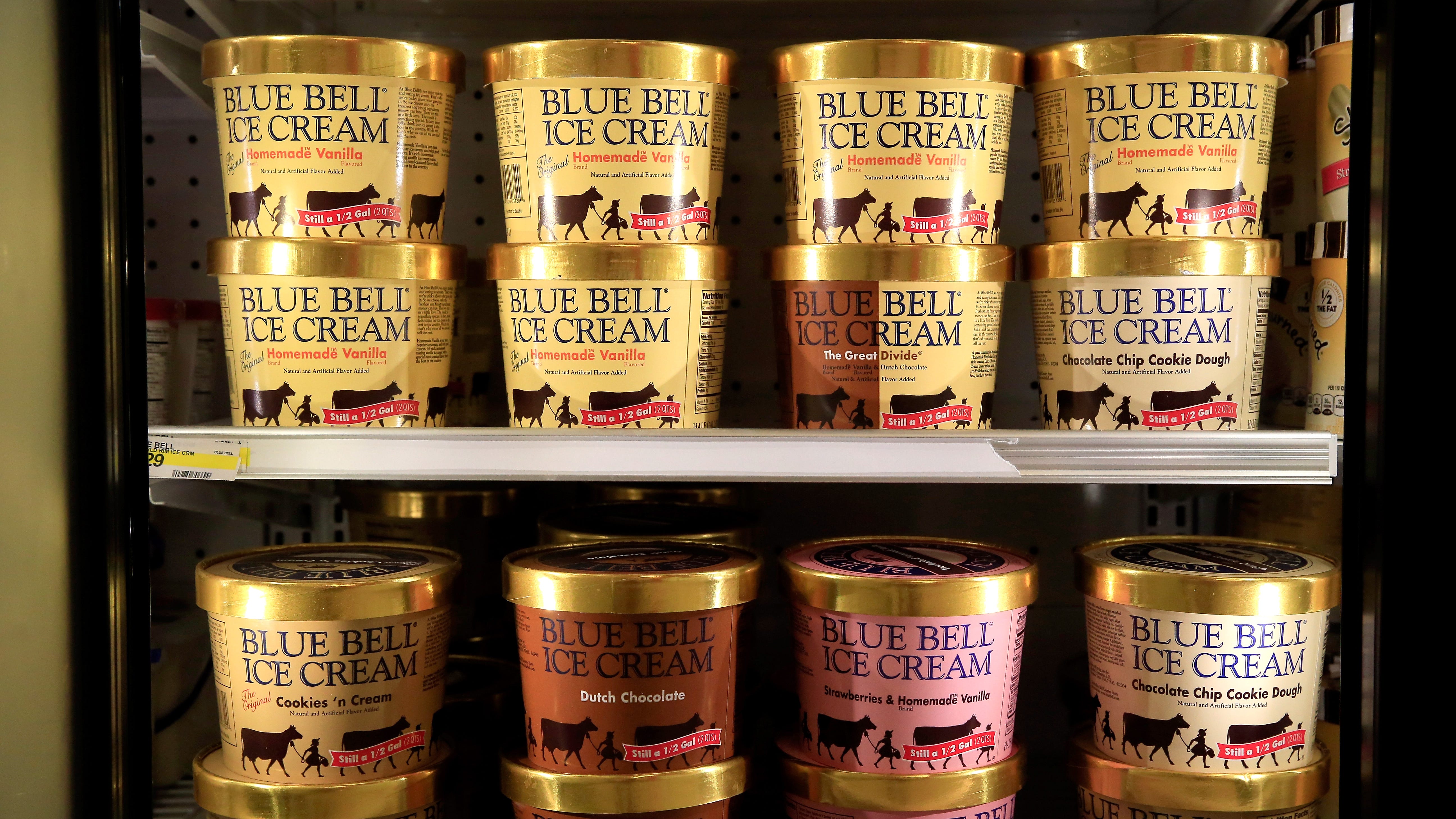 Blue Bell starts winter early with the return of two holiday flavors