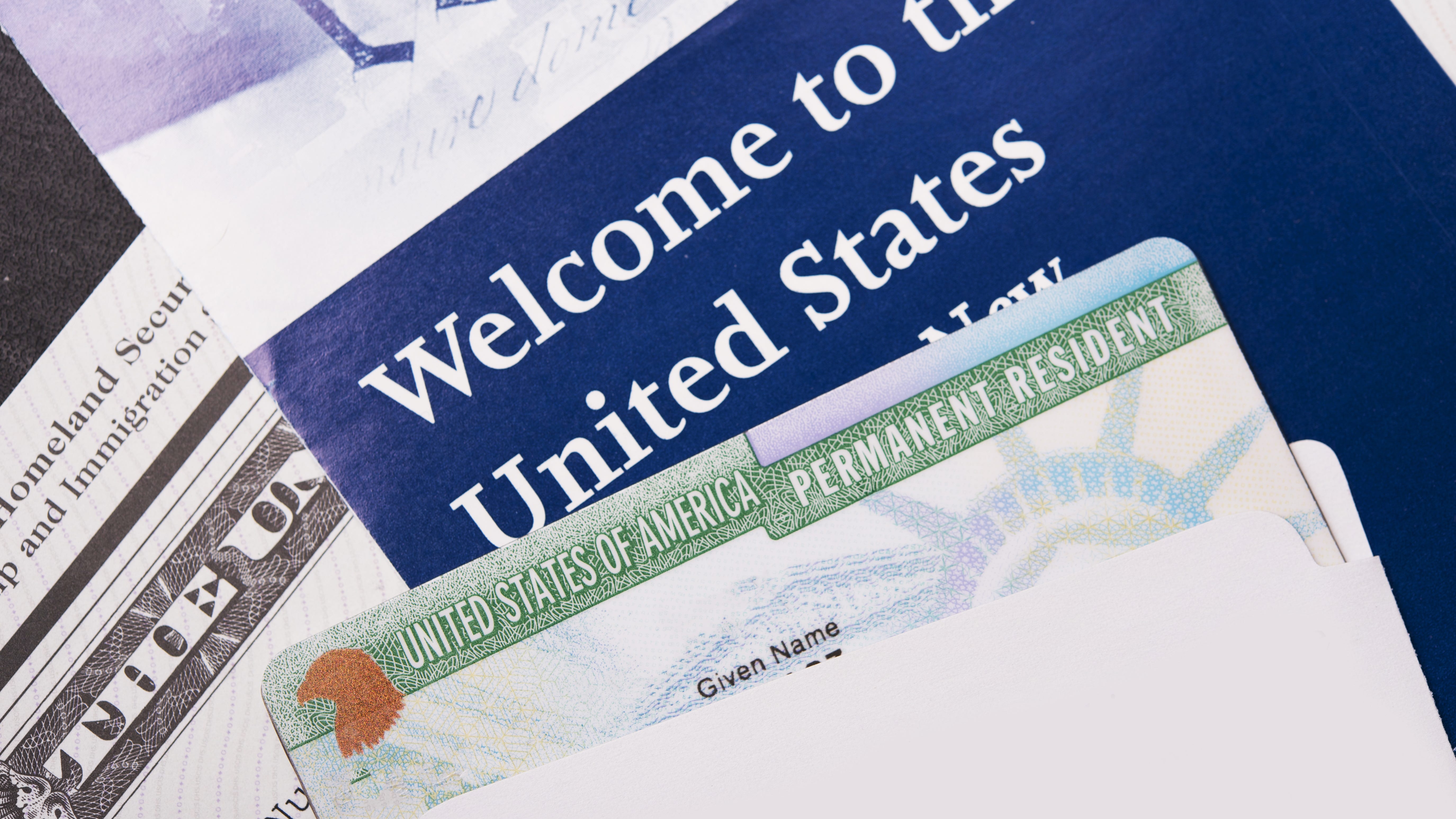 Man accused of posing as ICE agent to defraud immigrants in OC