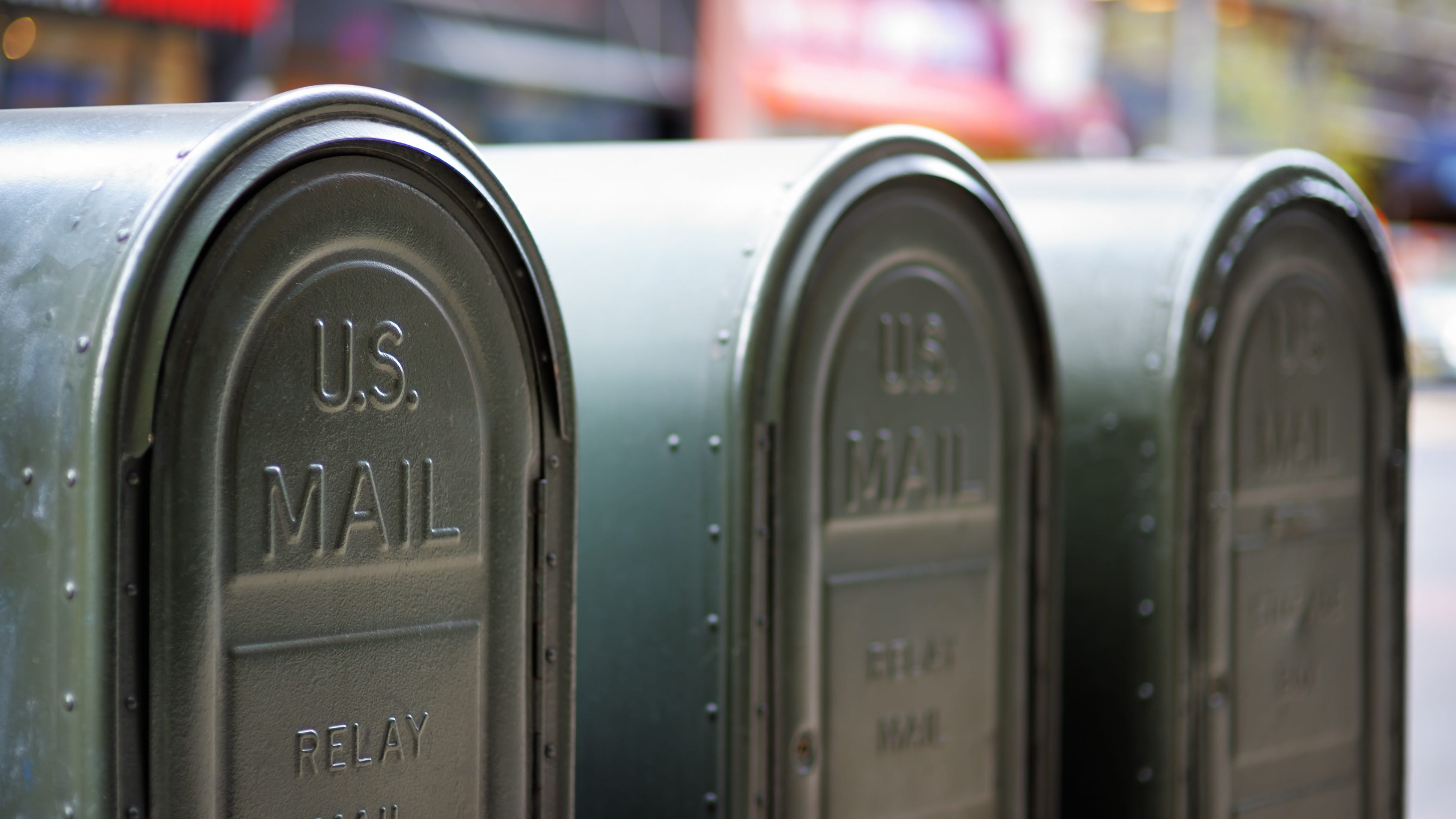 Thieves breaking into Naperville mailboxes, using stolen checks to commit identity theft
