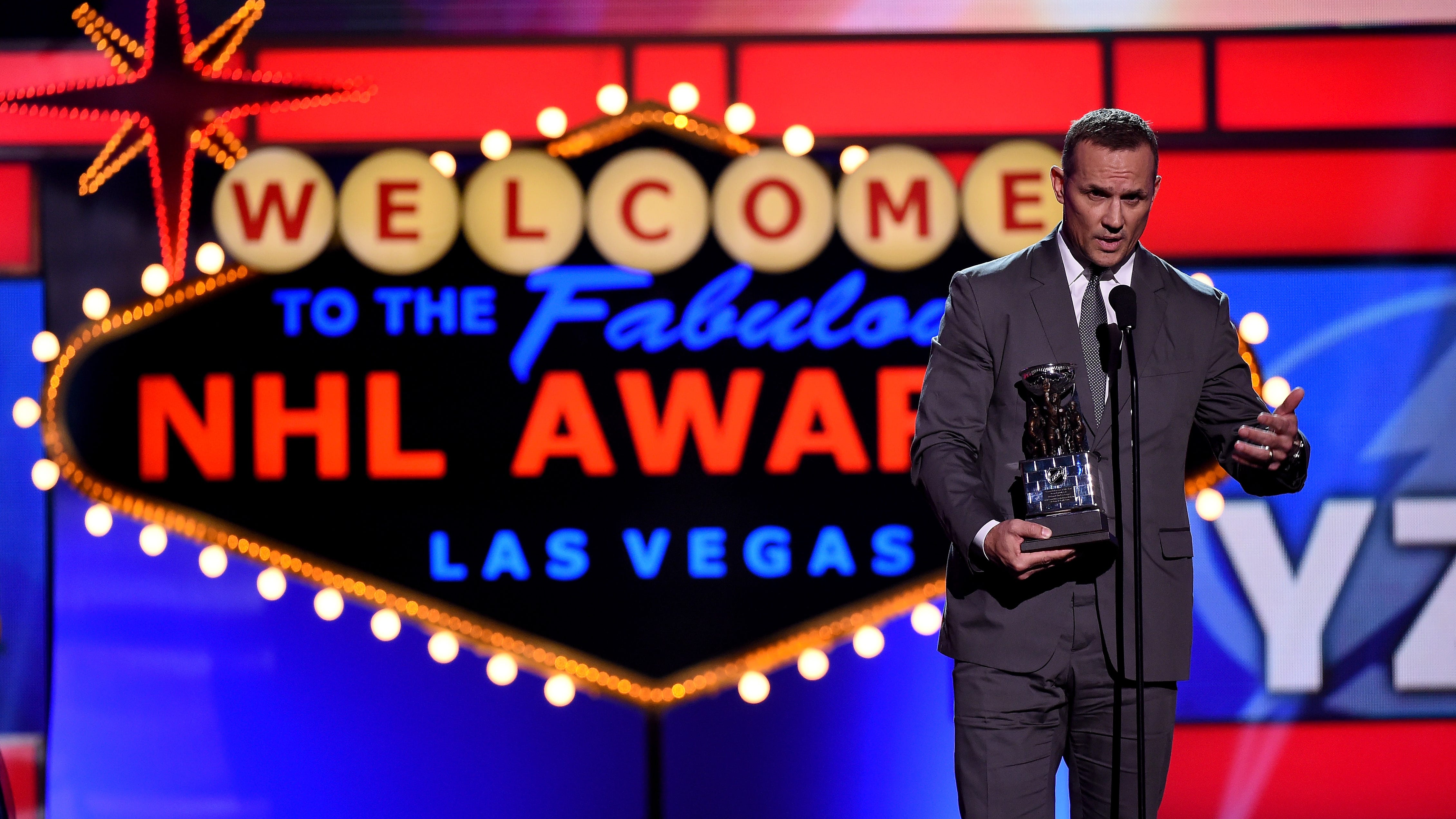 After hearing from Yzerman, Bobby Ryan didn't need to 'hear anything else from anybody'