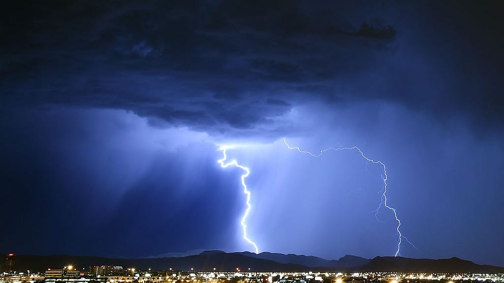 Thunderstorms, lightning forecast to hit Bay Area