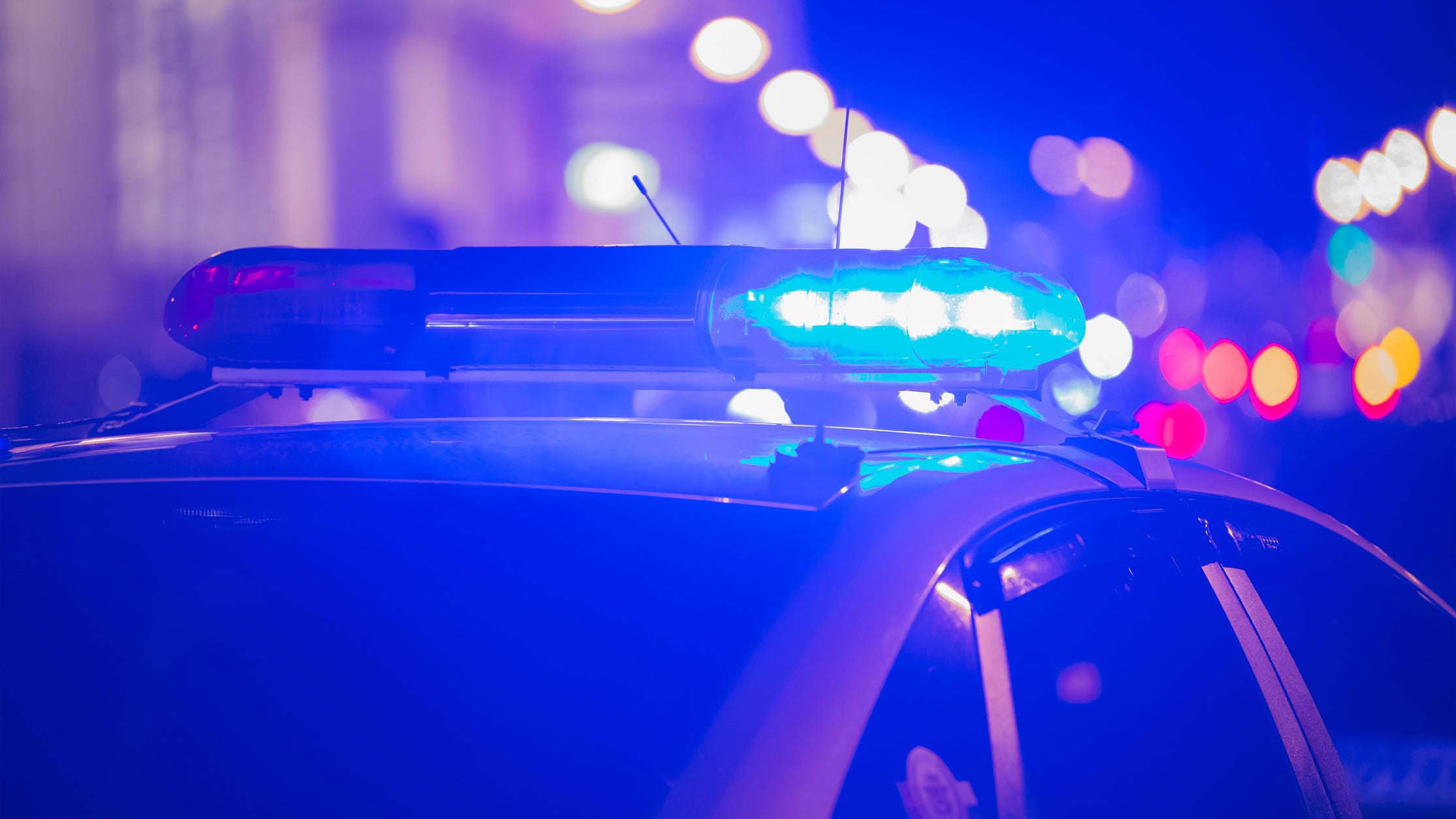 Viral video shows police officers stop a driverless car for having no lights on