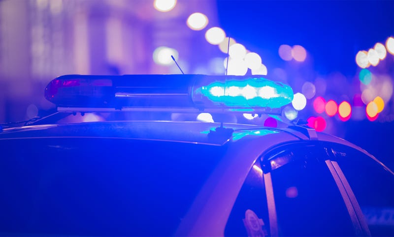 Viral video shows San Francisco officers stop a driverless car for having no lights on