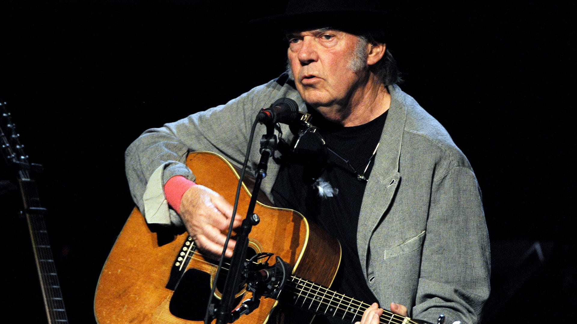 Neil Young drops out of Farm Aid over COVID concern: 'My soul tells me it would be wrong'